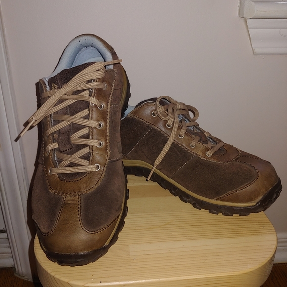 Columbia Serrano Hiking/Walking Shoes - Picture 6 of 6